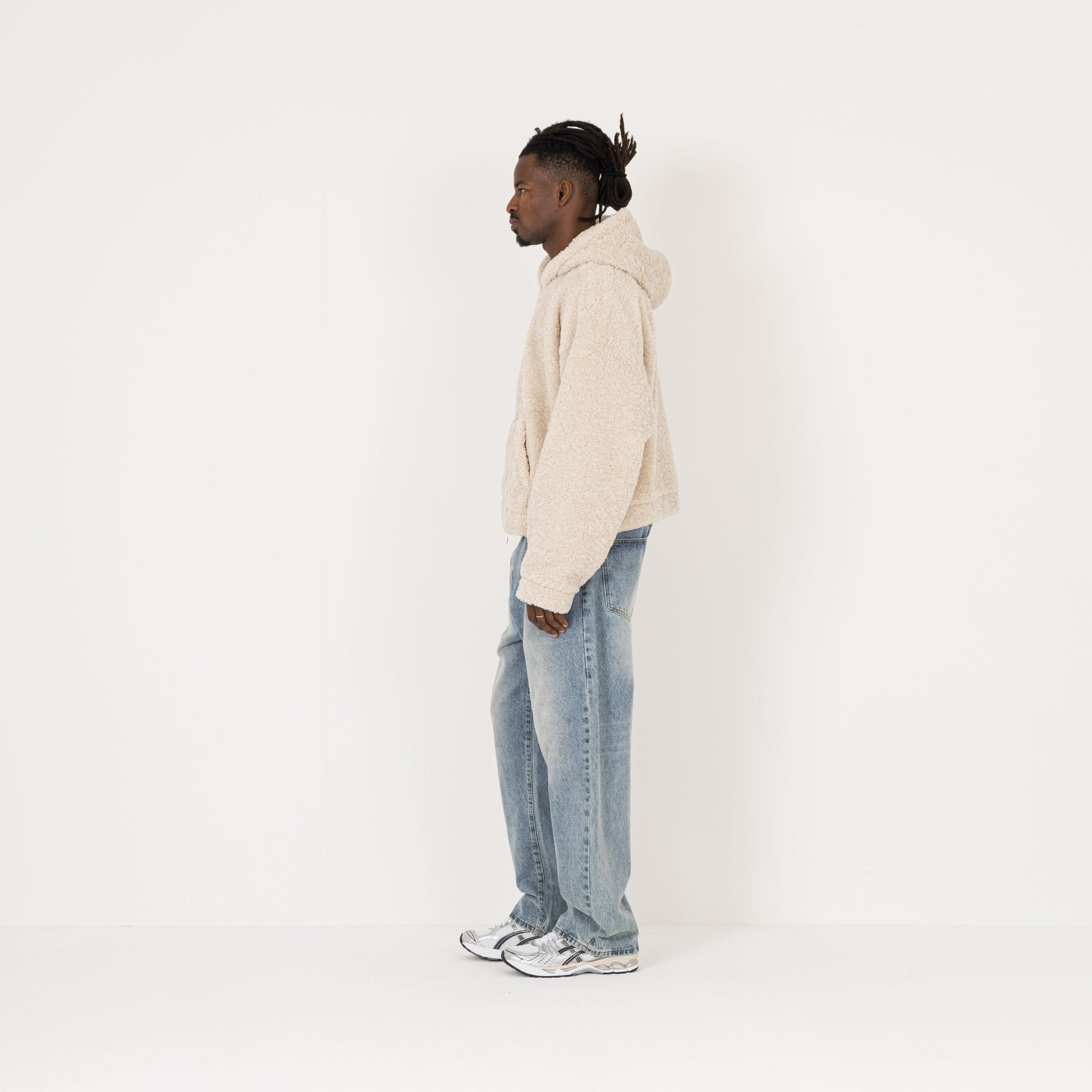 Model Side view of Destructive Fleece Zip Natural Jacket